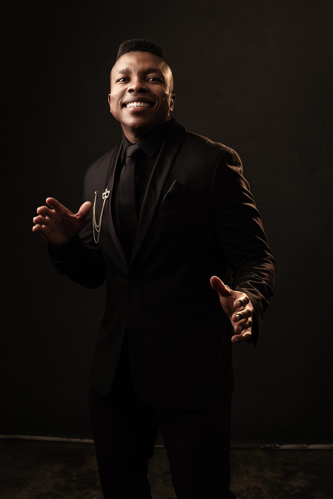 Thuba Myeki performing on stage